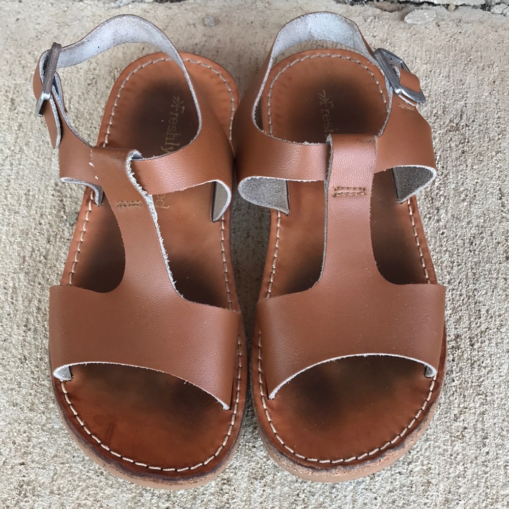 FreshlyPicked Tan Sandals